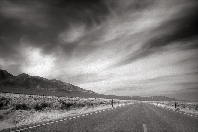 Road Variant - Highway 318, Central Nevada (50099 bytes) www.jeffkrewson.com