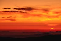 Mt. Pilchuck Trailhead, West View - North Cascade Mountains, Washington (3844 bytes) www.jeffkrewson.com